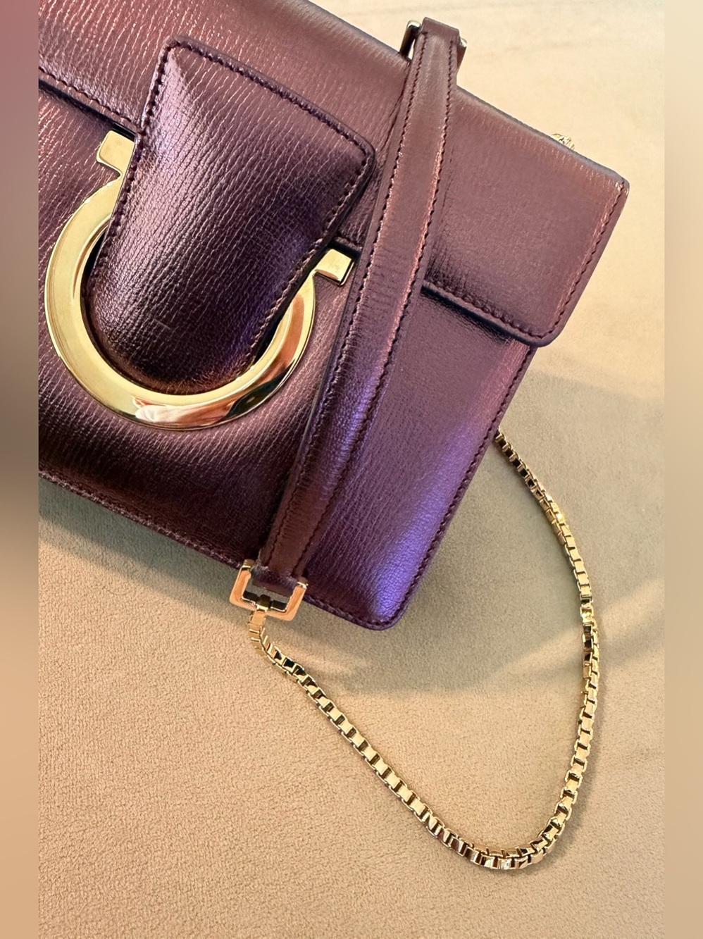 Elegant Metallic Burgundy Thalia Shoulder Bag with Gold Accent 8x6x2 - Picture 4 of 11